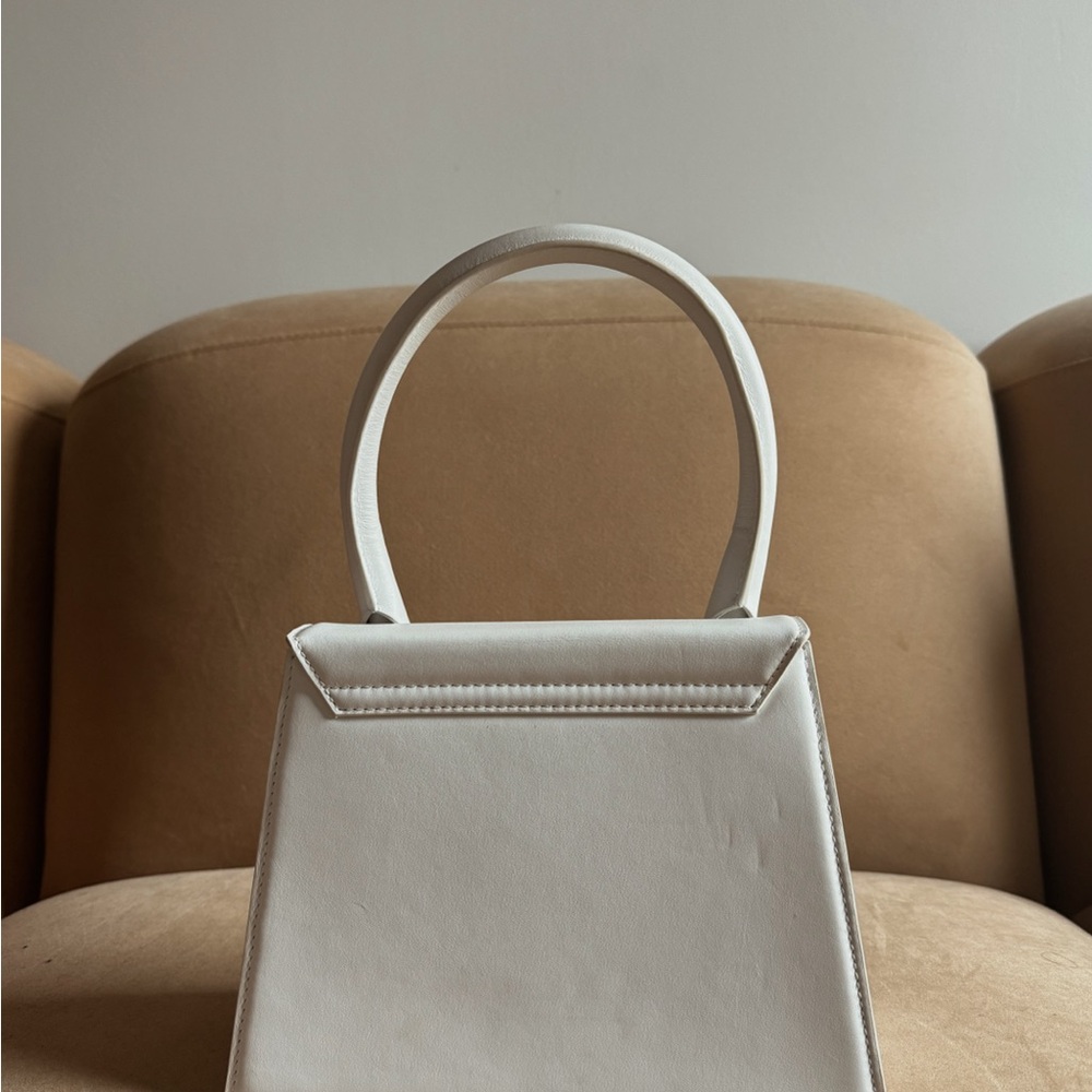 Jacquemus White Handbag - Picture 4 of 7